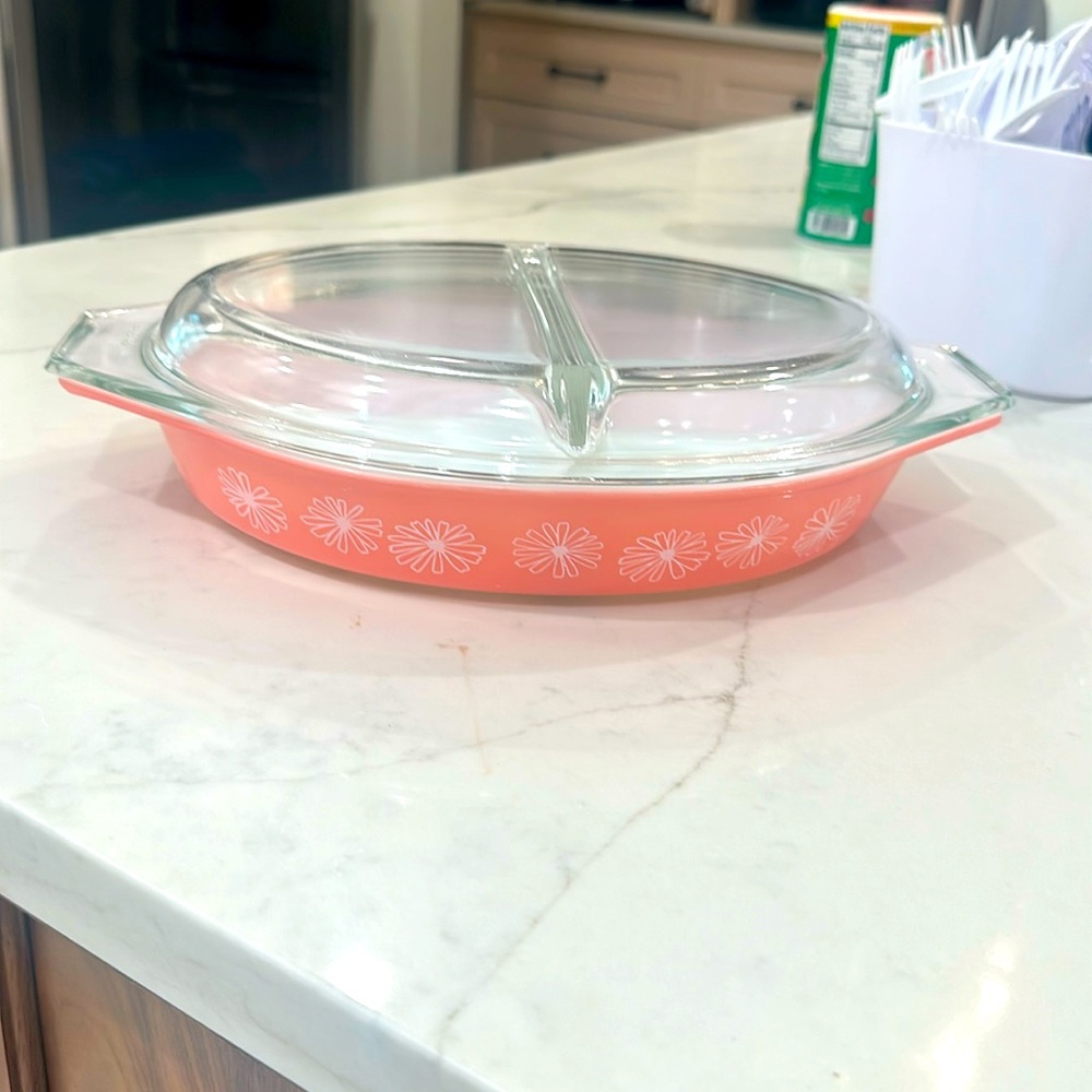 Pyrex Vintage Pink Daisy Casserole Dish, Flower Oblong Divided - Antique